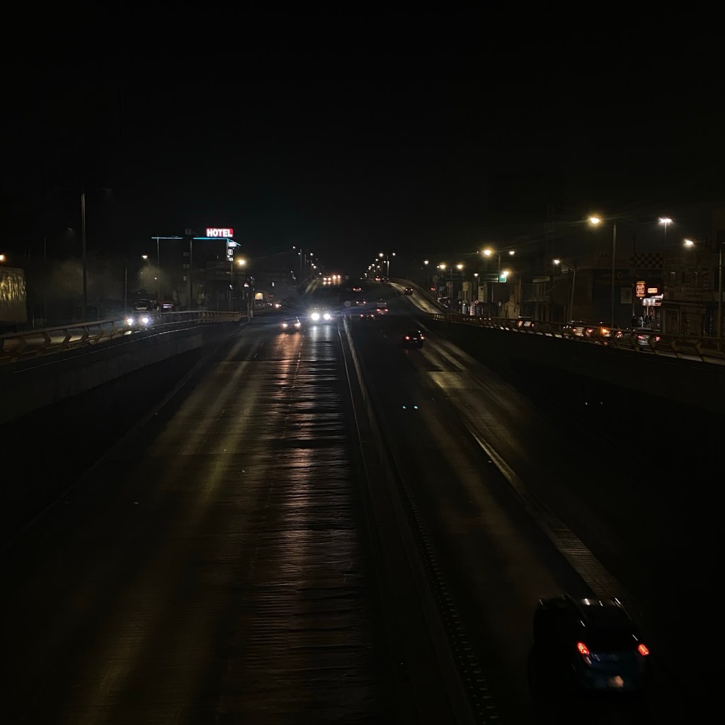 ESPECIALES DE HORROR | EL SER QUE CAMINA A PASO LENTO EN LAS MADRUGADAS