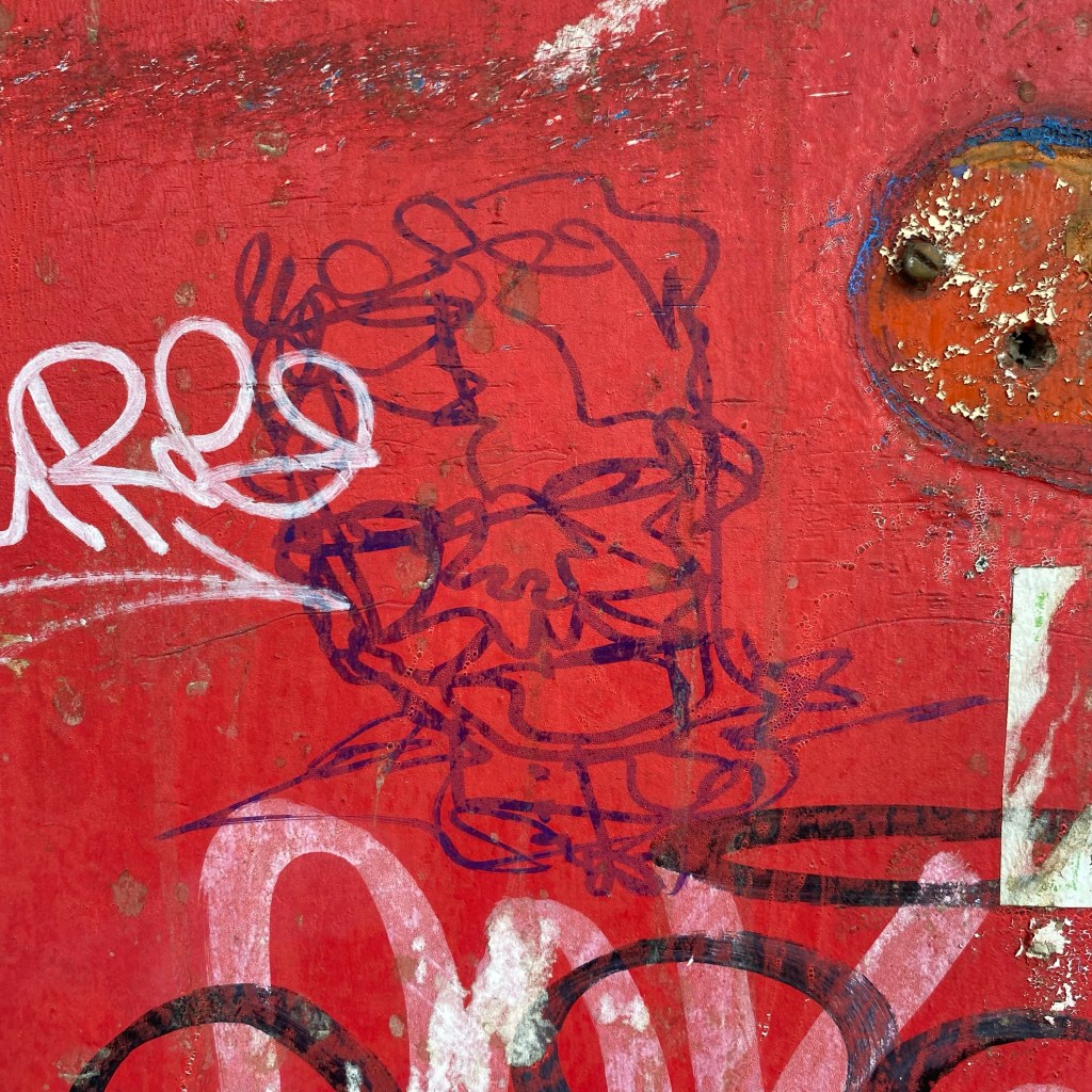 ROGARSE BALBUCEOS ANTE LA NUBE GIGANTESCA Y&nbsp;GRIS