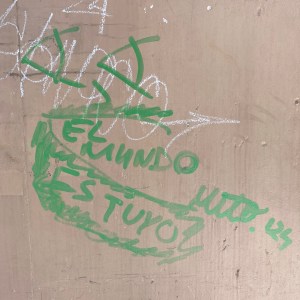 EL CALOR DE UN DOMINGO Y LA GENTE FORMADA