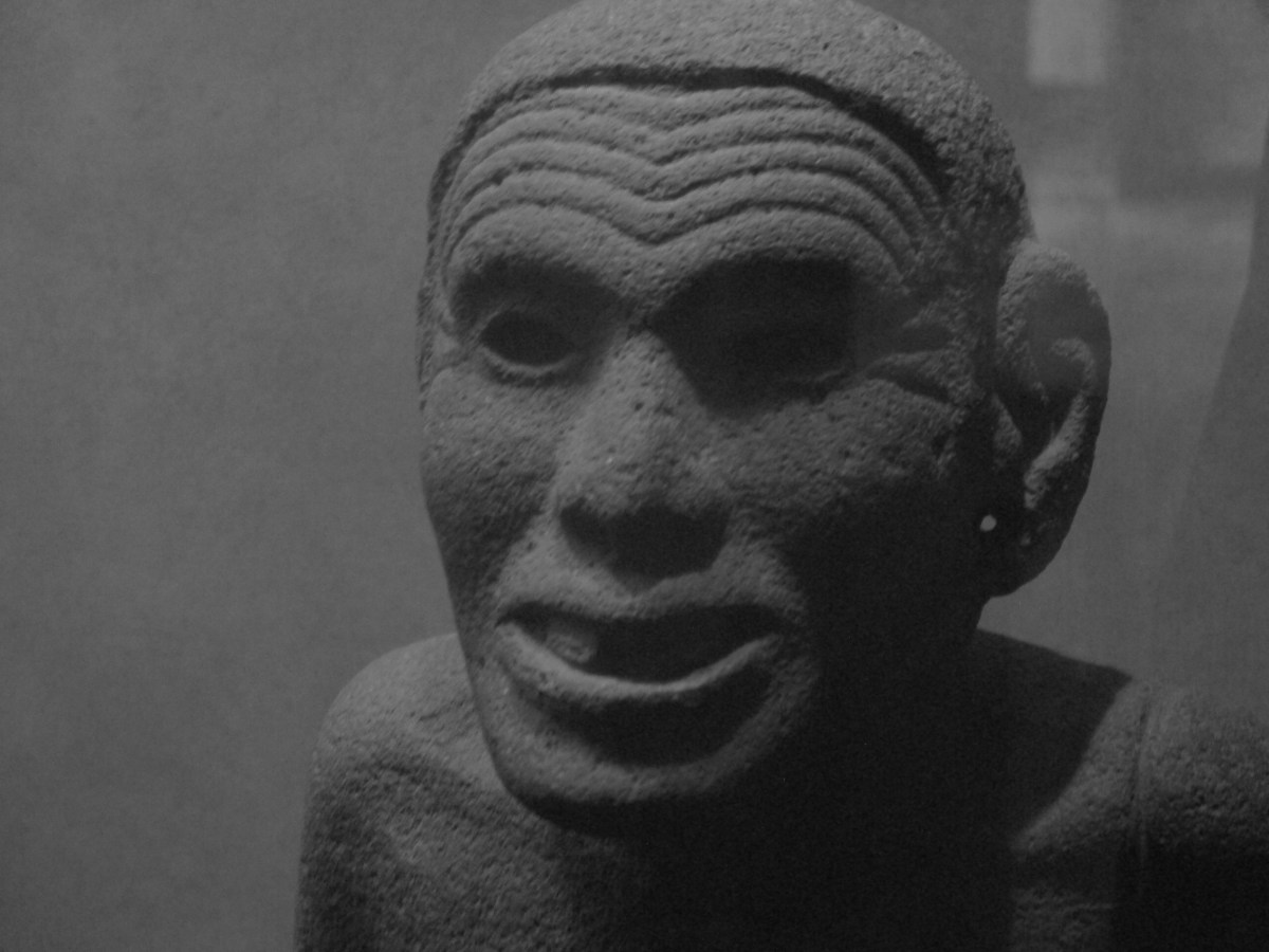 MUSEO EN UN JUEVES&nbsp;ACALORADO