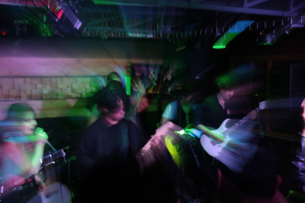 CRÓNICA | HOMBRE EN LA VENTANA